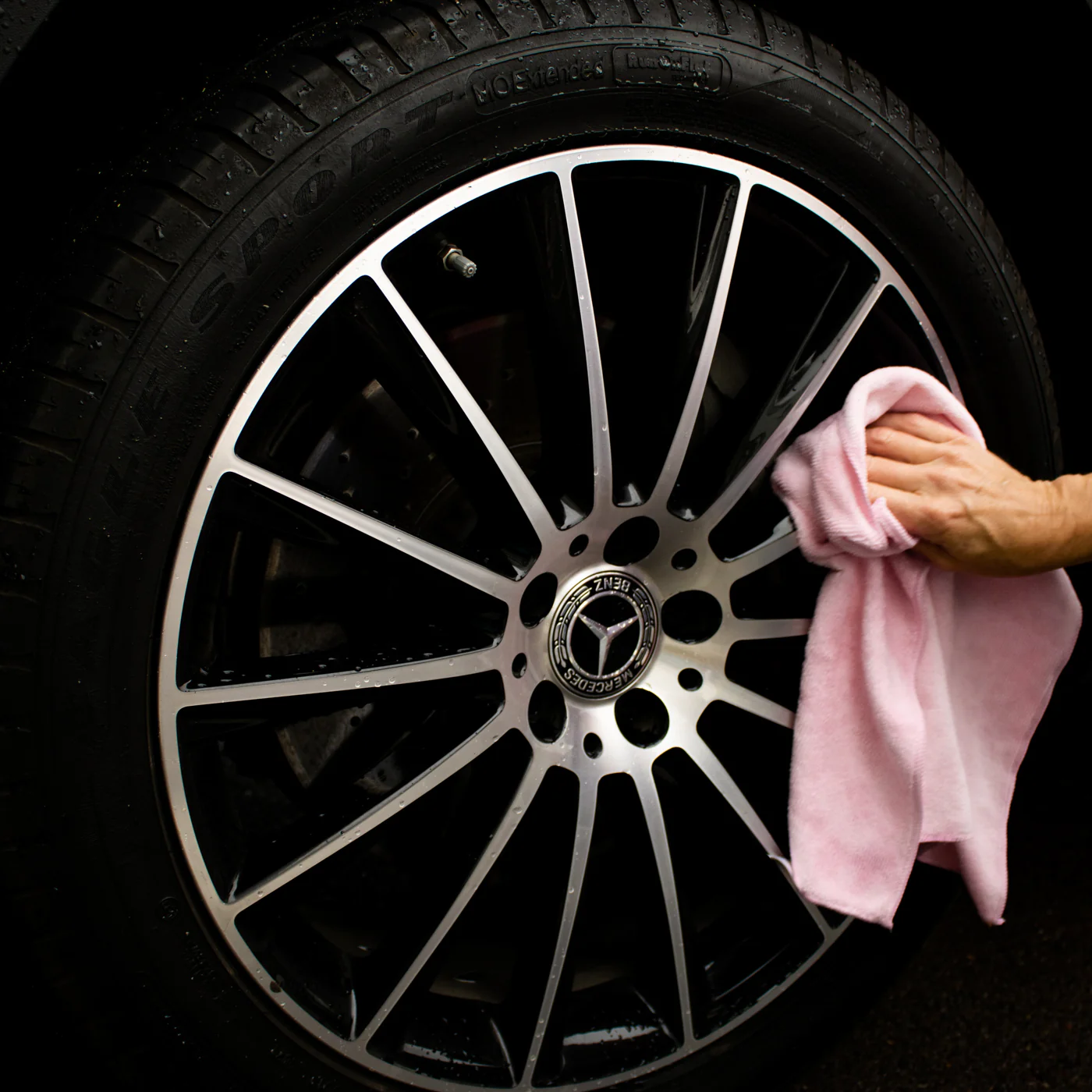 16-Inch x 16-Inch Microfiber Towels, 6-Pack - Image 7