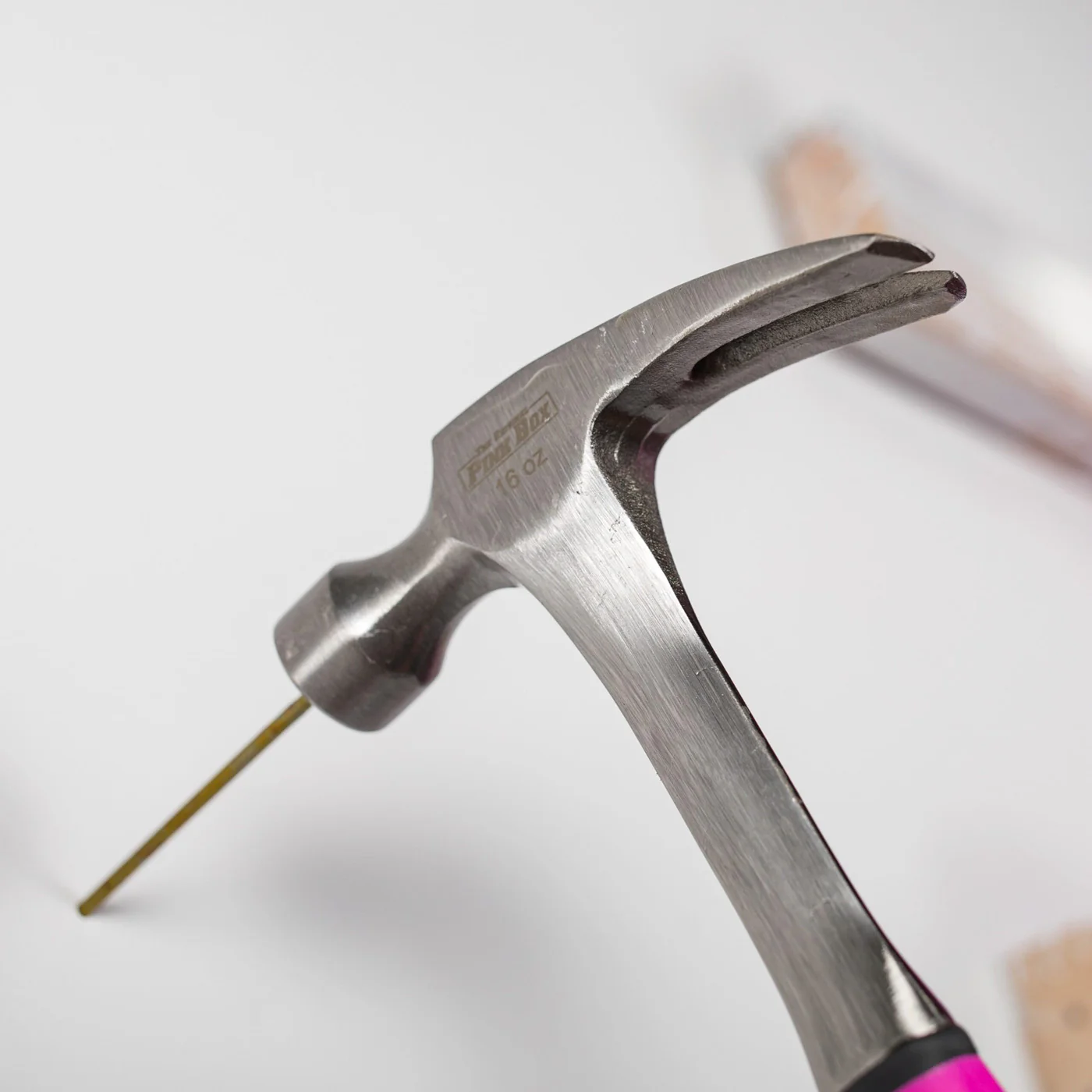 16-Ounce Rip Claw Hammer and Safety Glasses Bundle - Image 7