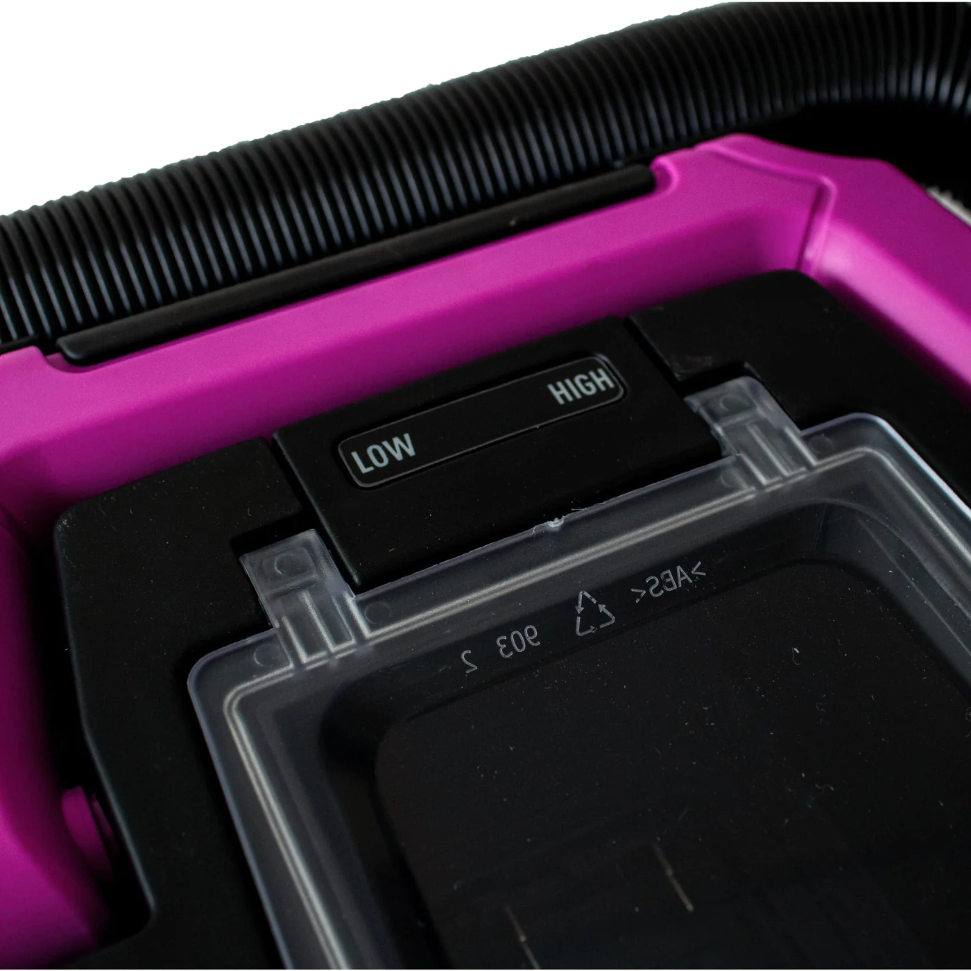 20-Volt Brushless Cordless 2.6 Gallon Wet/Dry Vacuum - Image 9