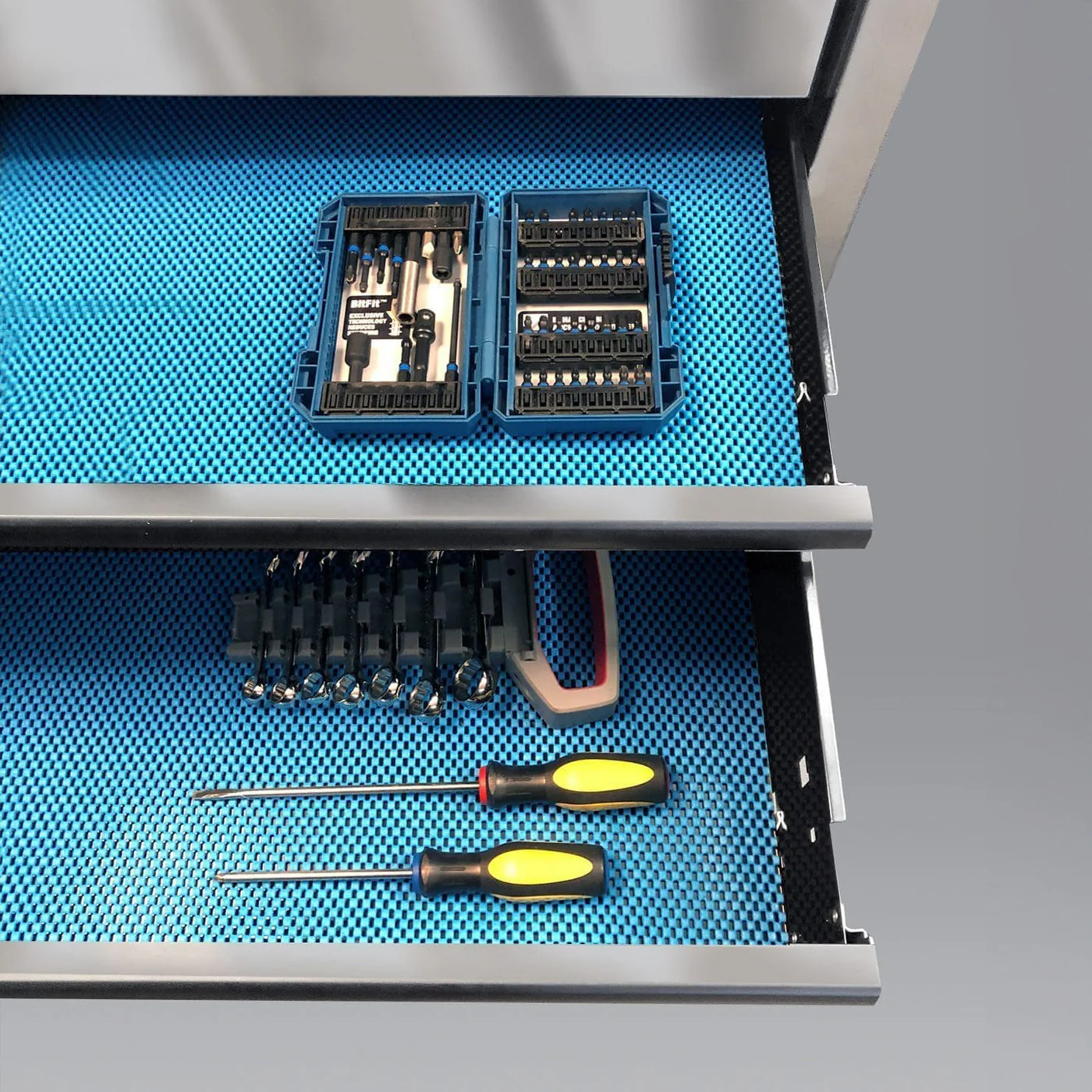 Non-Slip Non-Adhesive Drawer Liner Roll - Image 8